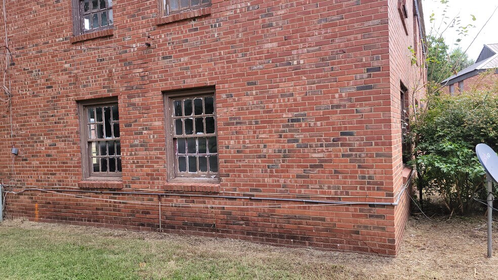 More Photos Of 701 W Pine Ave, Duncan Apartments For Sale