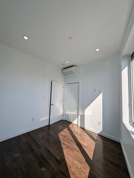 More Photos Of 3043 Fulton St, Brooklyn Storefront Retail Residential For Sale