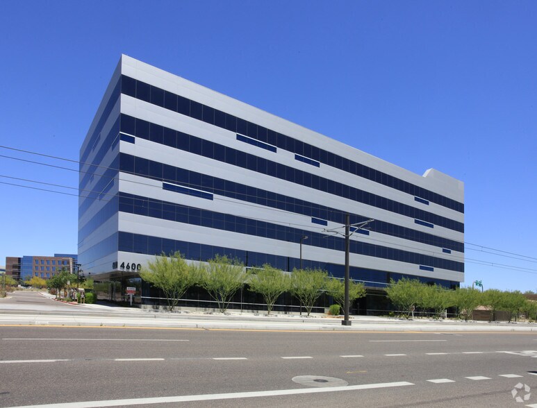 More Photos Of 4600 E Washington St, Phoenix Office For Lease