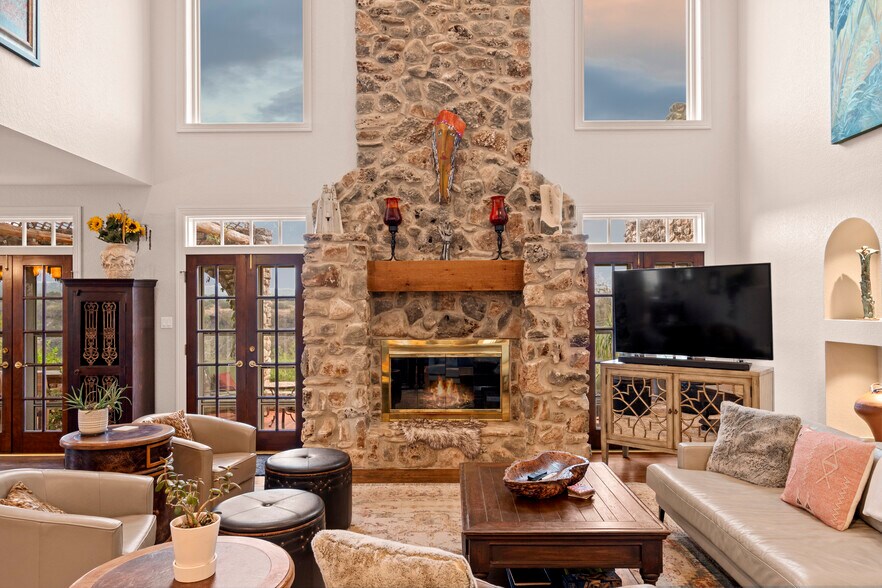 More Photos Of 5229 Hupedo Ranch Rd, Spicewood Specialty For Sale