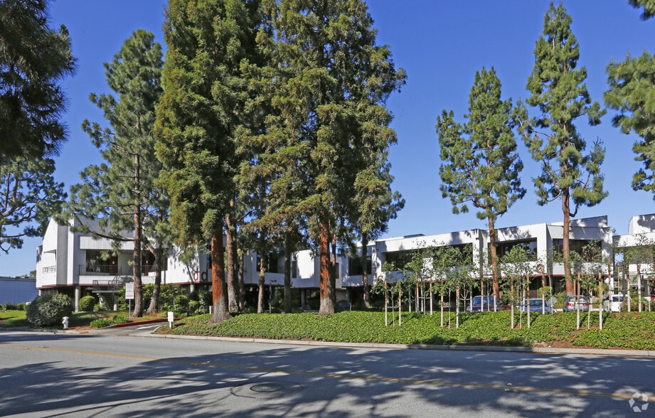 More Photos Of 3080 Olcott St, Santa Clara Office For Lease