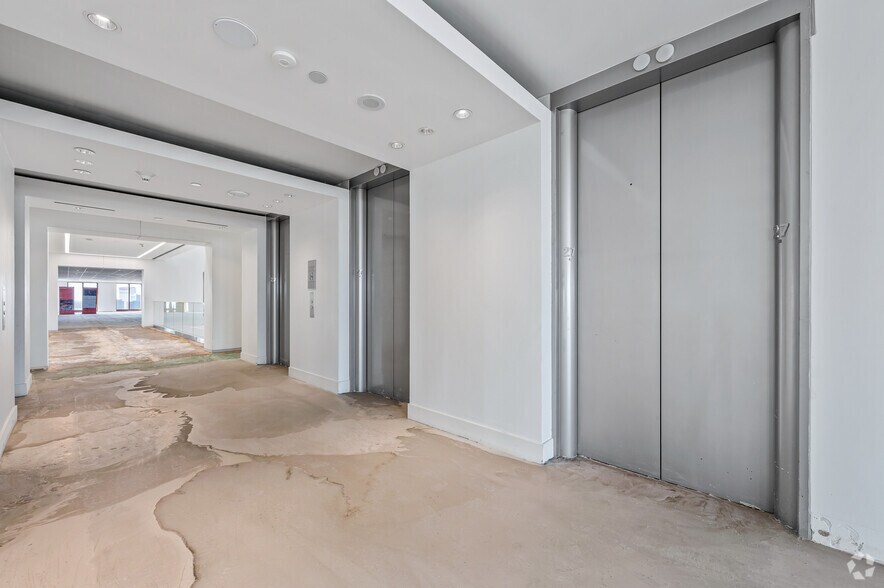 Photo of 27th Floor Ste 2700