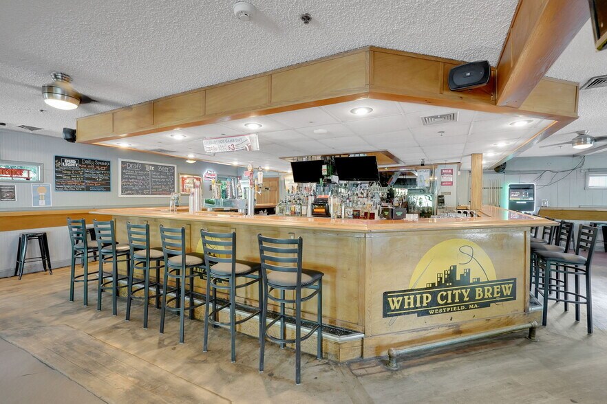 More Photos Of 287 N Elm St, Westfield Restaurant For Sale