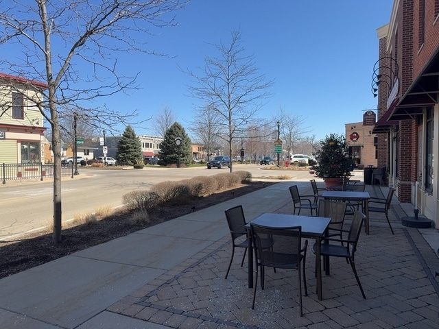 More Photos Of 11805 Main St, Huntley Restaurant For Lease