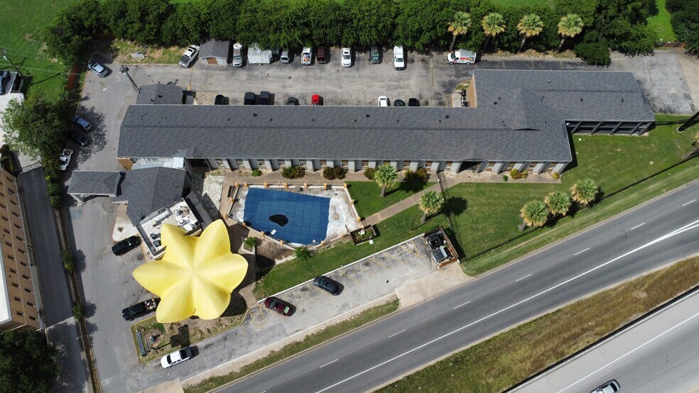 More Photos Of 6201 E Highway 290, Austin Hotel For Sale