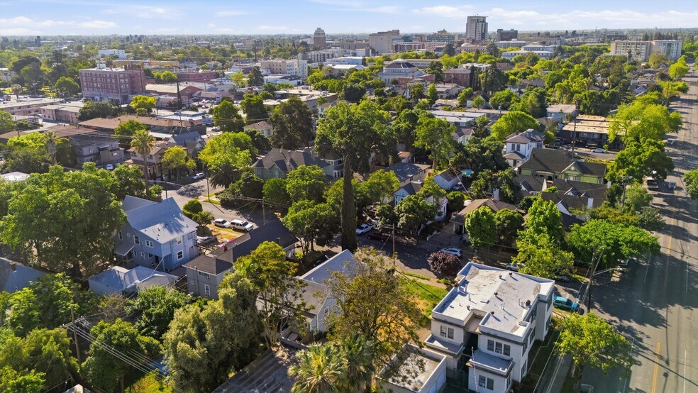 More Photos Of 133 W Magnolia St, Stockton Land For Sale