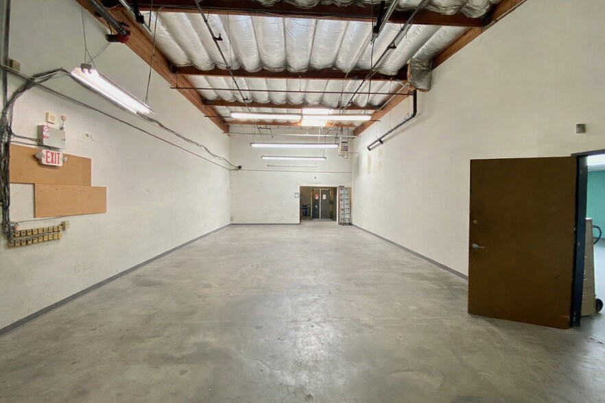 More Photos Of 175 Lewis Rd, San Jose Light Manufacturing For Sale