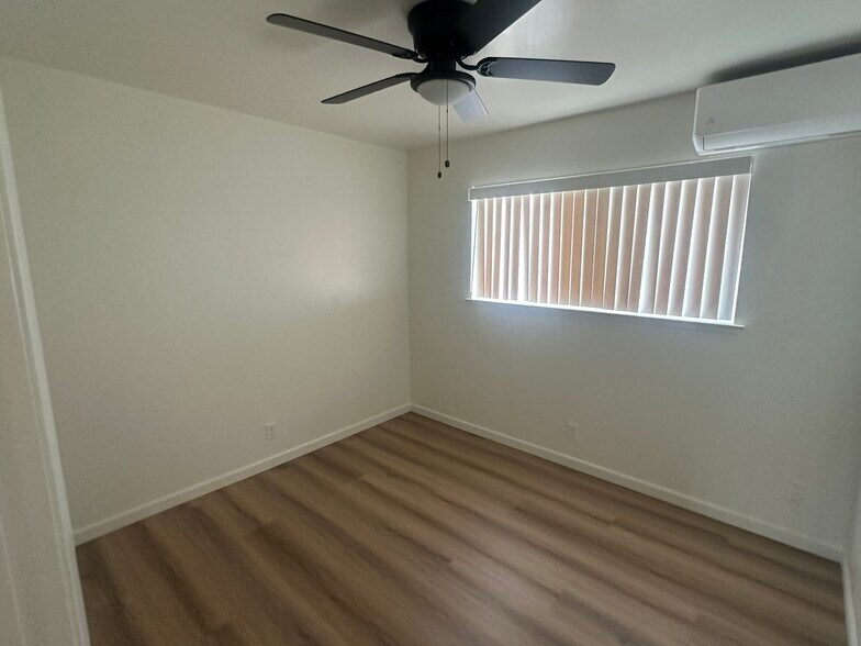 More Photos Of 922 L St, Sanger Apartments For Sale
