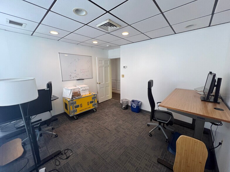 More Photos Of 205 E Joppa Rd, Towson Apartments For Lease