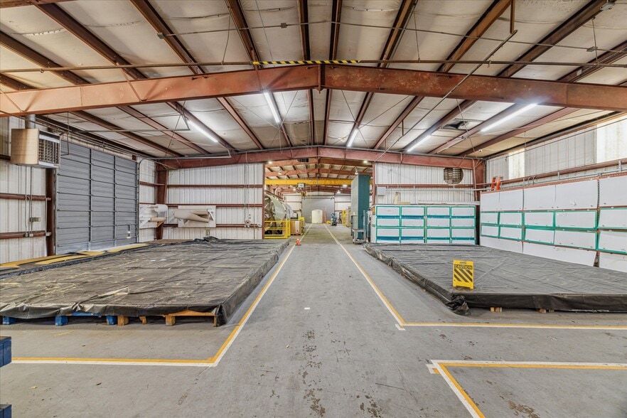 More Photos Of 1701-1707 Tidwell Rd, Houston Warehouse For Sale