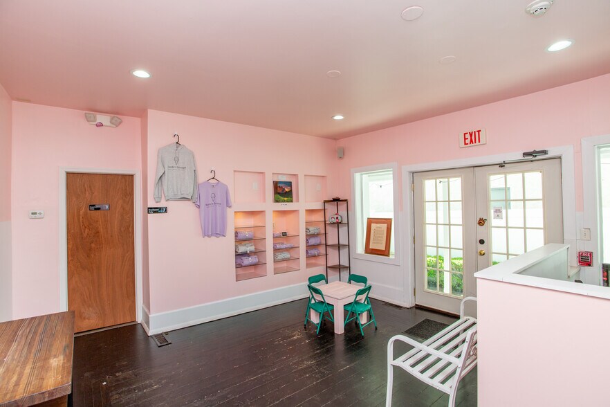 More Photos Of 45 Bridge St, Lambertville Storefront Retail Office For Sale