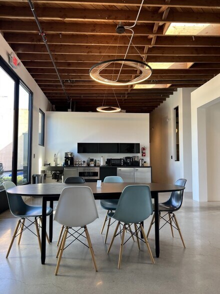 More Photos Of 3211 Pico Blvd, Santa Monica Loft Creative Space For Sale