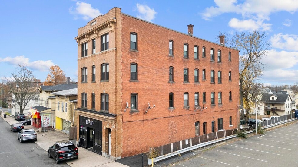 More Photos Of 123-125 North St, New Britain Apartments For Sale