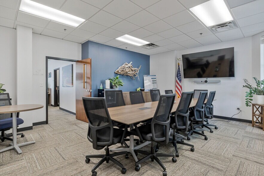 More Photos Of 720 Bayfront Pky, Pensacola Office Residential For Lease