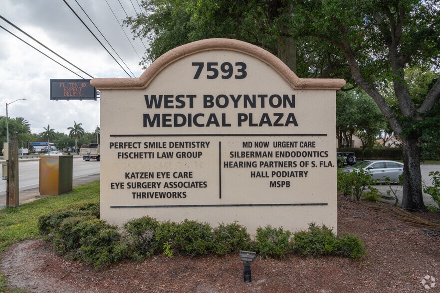More Photos Of 7593 W Boynton Beach Blvd, Boynton Beach Medical For Lease