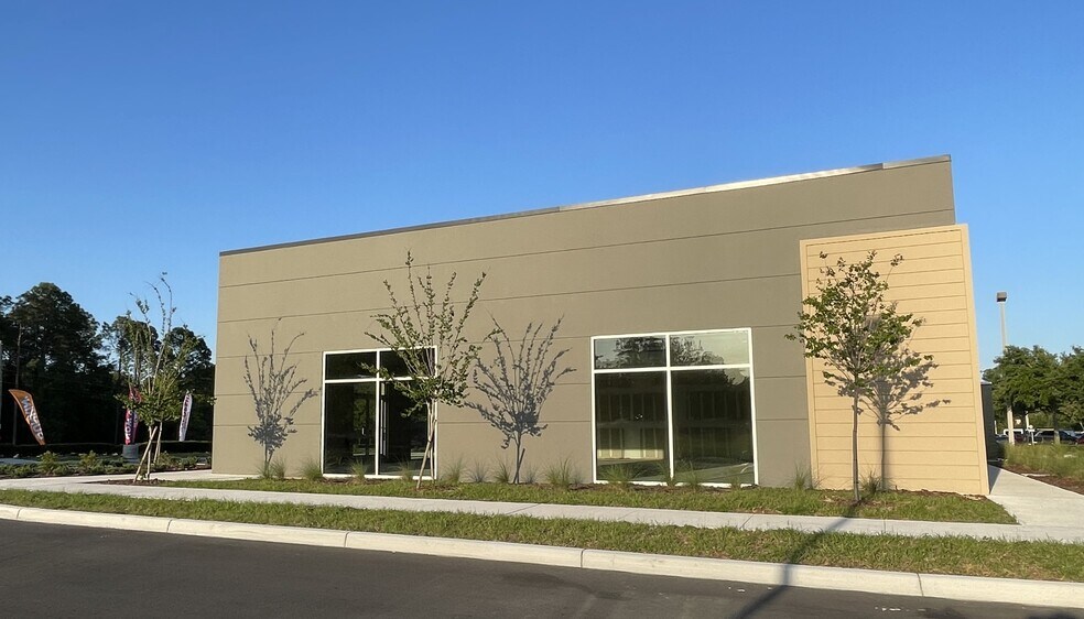 More Photos Of 24352 State Road 44, Eustis General Retail For Sale