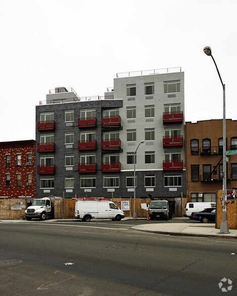 More Photos Of 184 Noll St, Brooklyn Office For Lease