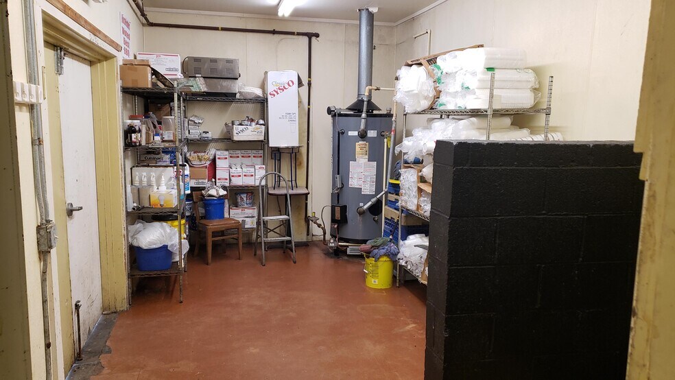 More Photos Of 3746 Mount Pleasant Rd, Sherrills Ford Restaurant For Lease