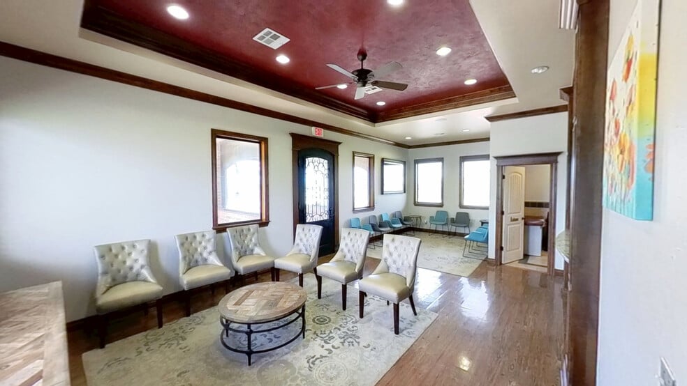 More Photos Of 1001 Hospital Cir, Kingfisher Medical For Sale
