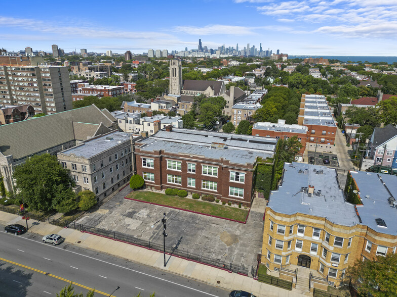 Primary Photo Of 1000 47th St, Chicago Religious Facility For Sale