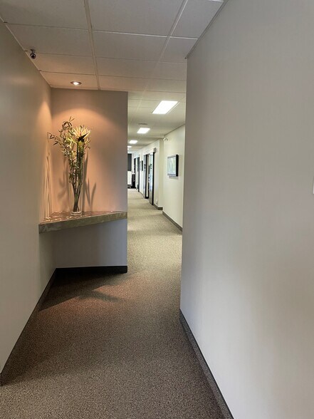 More Photos Of 3150 114th Ave SE, Calgary Office For Lease