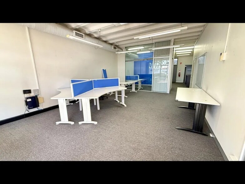 More Photos Of 100-104 Pacific Hwy, Tuggerah Office For Lease