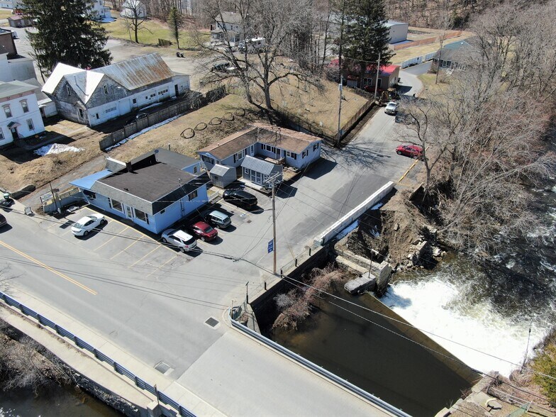 More Photos Of 1 William St, Hagaman Restaurant For Sale