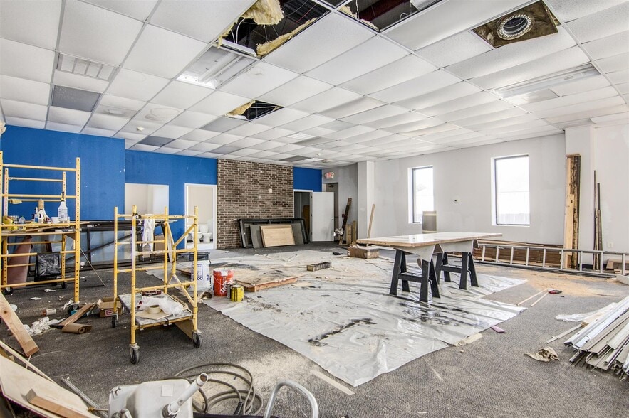 More Photos Of 601 Cien Rd, Kemah Unknown For Lease