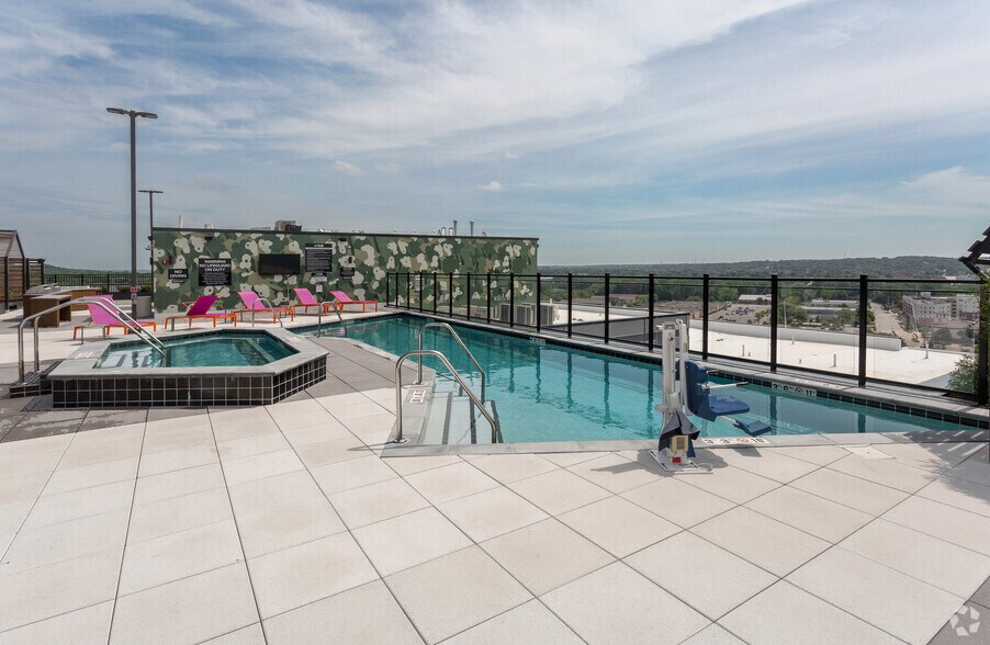 More Photos Of 111 S Salisbury St, West Lafayette Apartments For Lease