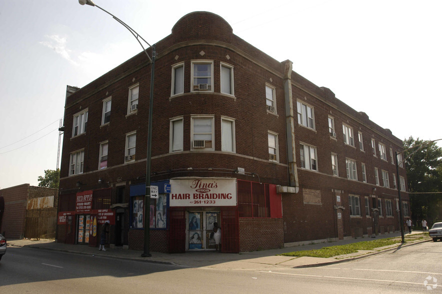 Primary Photo Of 722-724 N Cicero Ave, Chicago Storefront Retail Residential For Lease