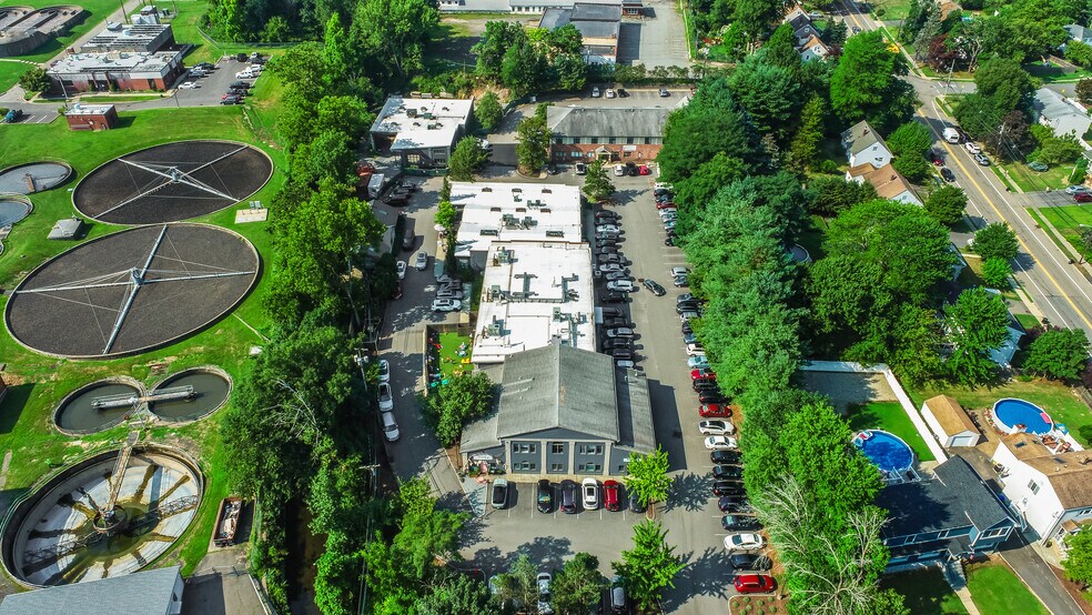 More Photos Of 271 Grove Ave, Verona Office For Lease