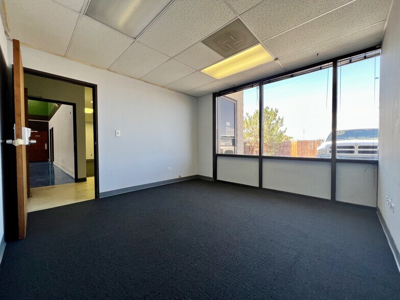 More Photos Of 601 Salida Way, Aurora Manufacturing For Lease