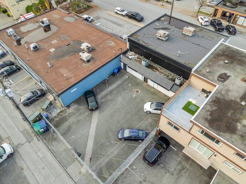 More Photos Of 22338 Selkirk Av, Maple Ridge Storefront Retail Residential For Sale