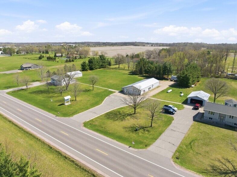 More Photos Of 4182 Highway 23, Wisconsin Dells Manufacturing For Sale