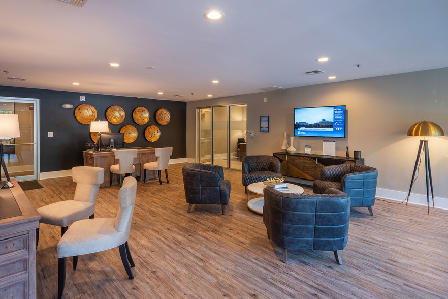 More Photos Of 1901 West St, Annapolis Apartments For Lease