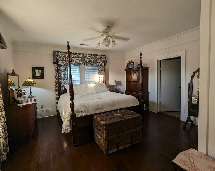 More Photos Of 300 Church St, Rockmart Lodge Meeting Hall For Sale