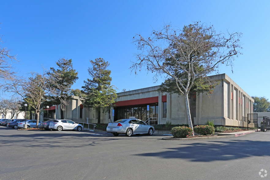 Primary Photo Of 3496-3530 Breakwater Ct, Hayward Research And Development For Lease