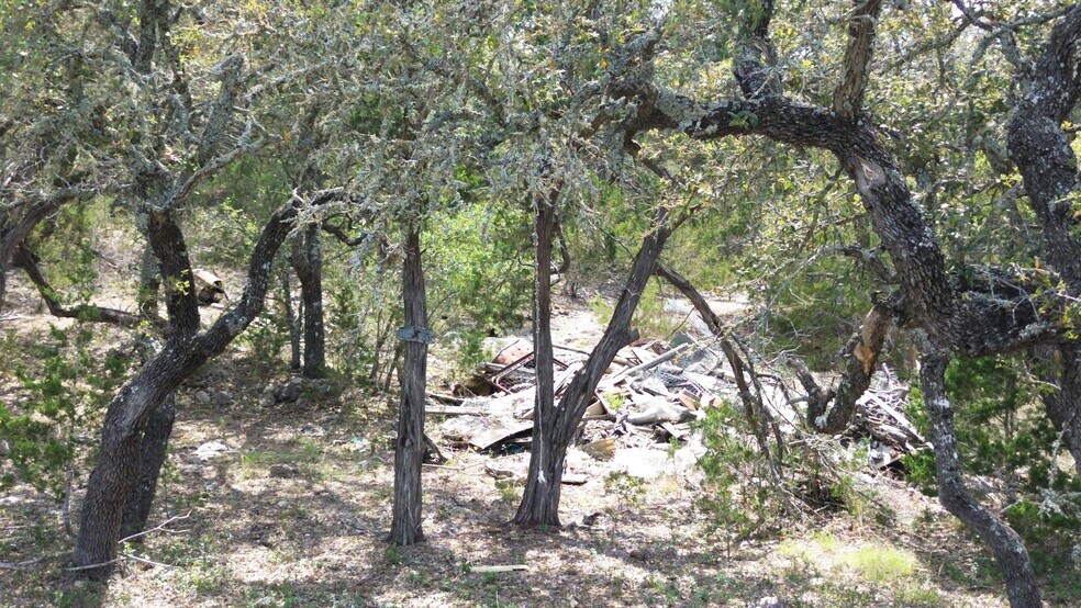 More Photos Of 139 Bee Hive rd, Hunt Land For Sale