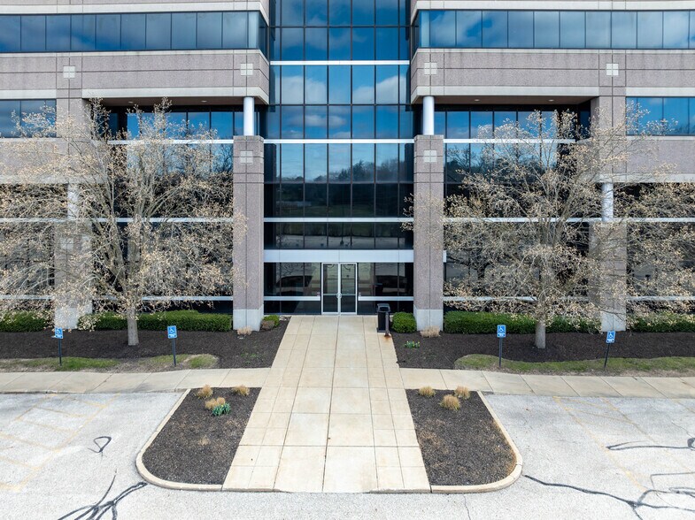 More Photos Of 395 Ghent Rd, Akron Office For Lease