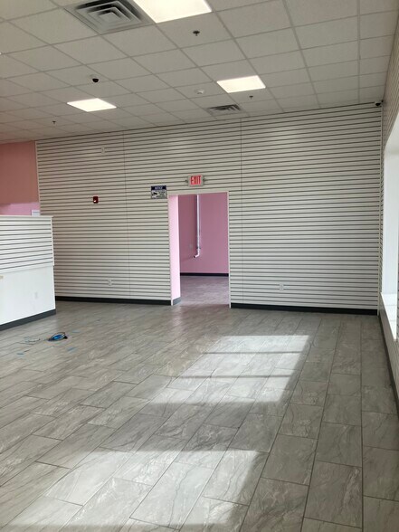 More Photos Of 1020-1060 E Ridge Rd, Rochester General Retail For Sale