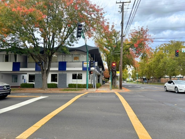 More Photos Of 930 Alhambra Blvd, Sacramento Office For Lease