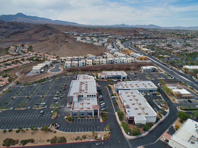 More Photos Of 670 S Green Valley Pky, Henderson Storefront Retail Office For Sale