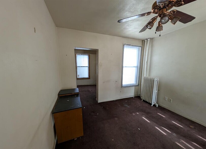 More Photos Of 601-609 NE Perry Ave, Peoria Apartments For Sale