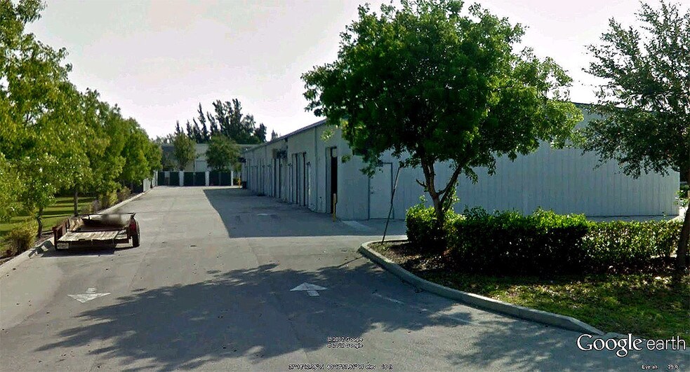 More Photos Of 1260-1296 SE Industrial Blvd, Port Saint Lucie Warehouse For Lease