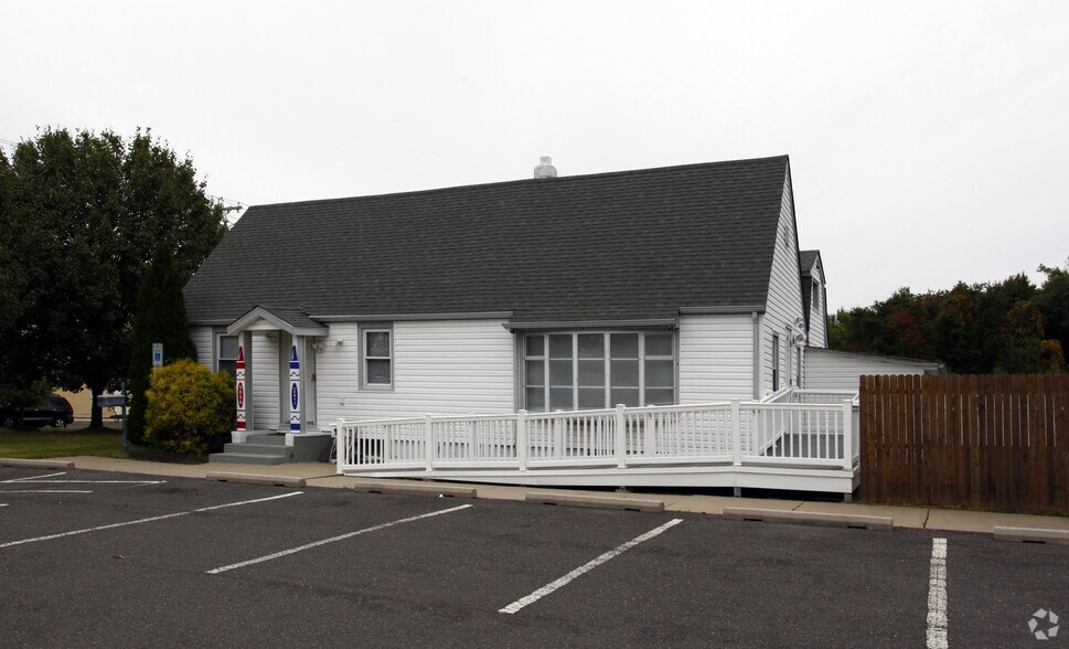 Primary Photo Of 5050 Route 42, Turnersville Office For Lease