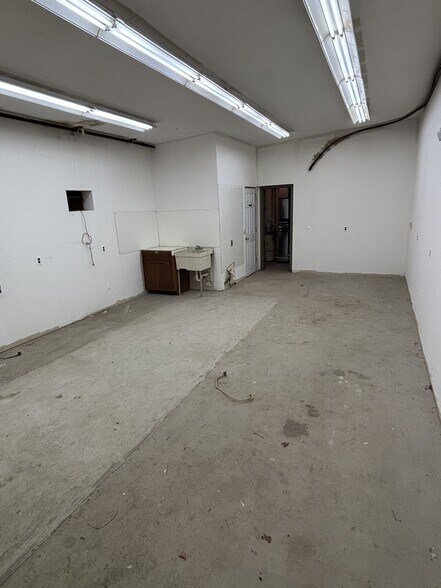More Photos Of 409 Hazel Ave, Ewing Warehouse For Sale