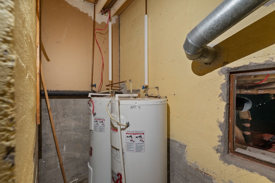 More Photos Of 29 Laren St, Wahnapitae Apartments For Sale