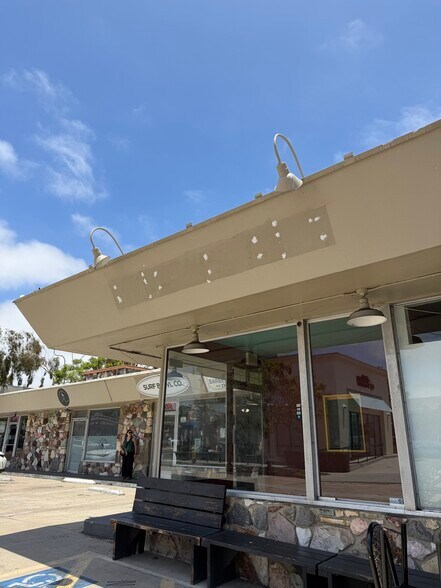 More Photos Of 1251-1257 Rosecrans St, San Diego Freestanding For Lease
