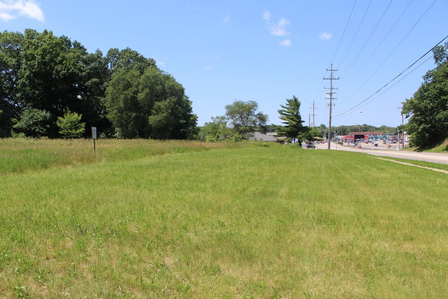 More Photos Of 377 W Kilgore Rd, Portage Land For Lease