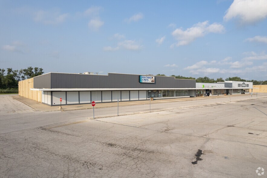 Primary Photo Of 2500-2584 Woodville Rd, Northwood Unknown For Lease